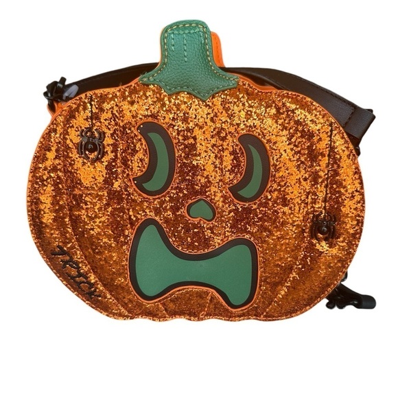 Betsey Johnson Handbags - Betsey Johnson Glow in the Dark Glitter Trick or Treat Pumpkin Crossbody Purse